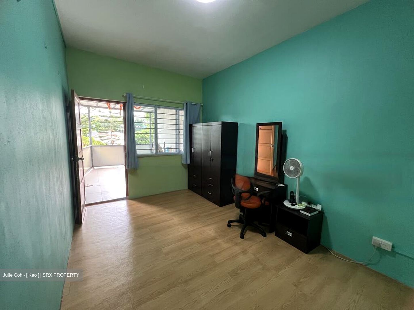 Mount Sinai (D10), Terrace #454033011